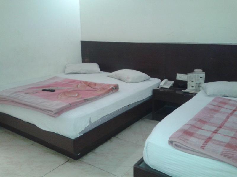 Hotel Seven Seas Inn 뉴델리 외부 사진