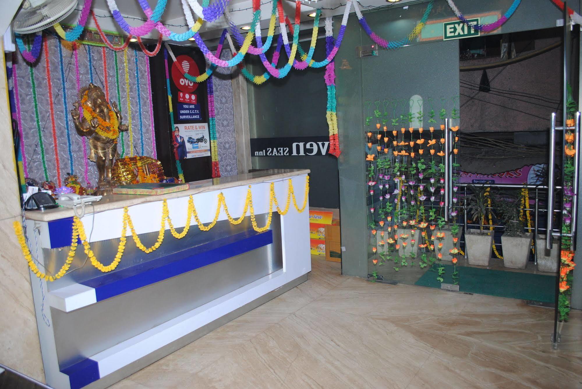 Hotel Seven Seas Inn 뉴델리 외부 사진